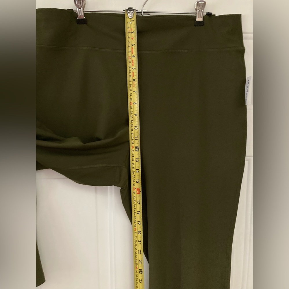 🌟🤩🌟Old Navy Dark Olive Flare Pants - Picture 9 of 10